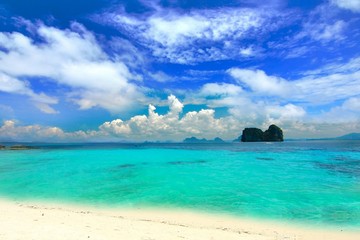  the paradise island in trang thailand
