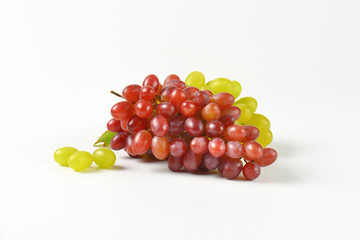 red and white grapes