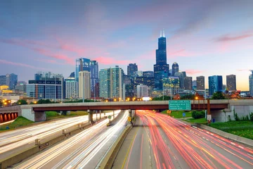 Fotobehang De skyline van het centrum van Chicago in de schemering © f11photo