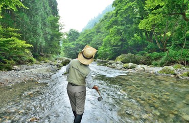 清流のフライフィッシング