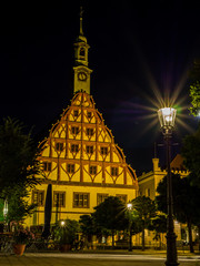 Gewandhaus in Zwickau am Abend