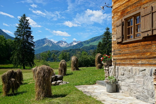 Fototapeta Bauernhaus, Berghütte in den Alpen