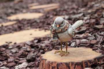 Figurines - Bird on a stub