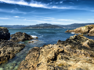 Fototapeta na wymiar Mar y costa en Galicia España