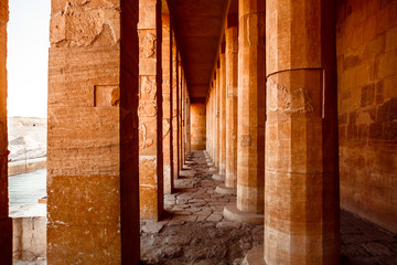 Świątynia Hatszepsut - Luxor (Egipt) - obrazy, fototapety, plakaty