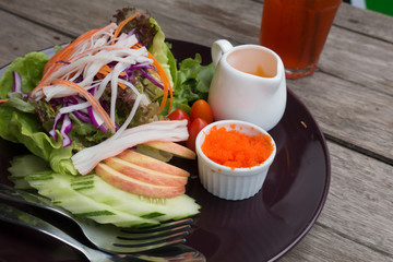 .Salad of shrimps, crab meat, lettuce, aquatic weed, shrimp egg