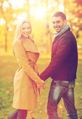 Fototapeta premium romantic couple in the autumn park