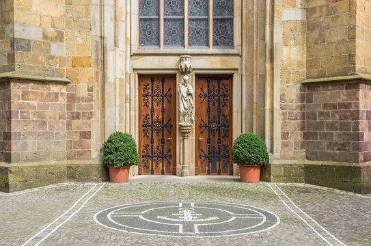 Entrance of the St. Clemens church in Telgte