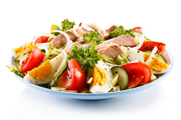 Tuna and vegetable salad 