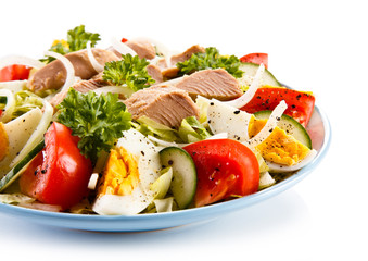 Tuna and vegetable salad 