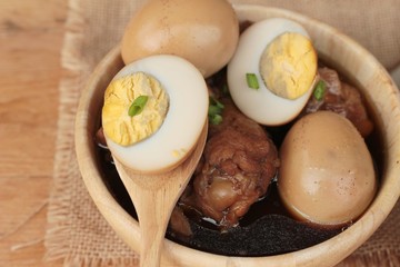 Stewed eggs with chicken chinese food delicious.