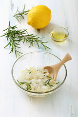  trattamento della pelle esfoliante naturale fatto in casa aroma limone