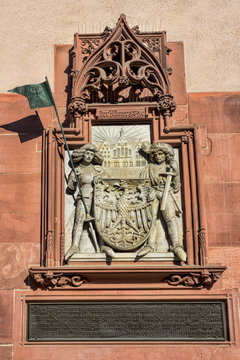 Frankfurt, Wappen am Römer