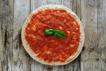 pizza aux tomates sans levure