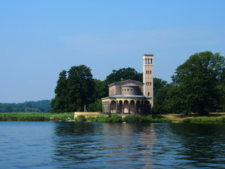 Berlin, Wannsee: Heilandskirche Sacrow an der Havel bei Berlin