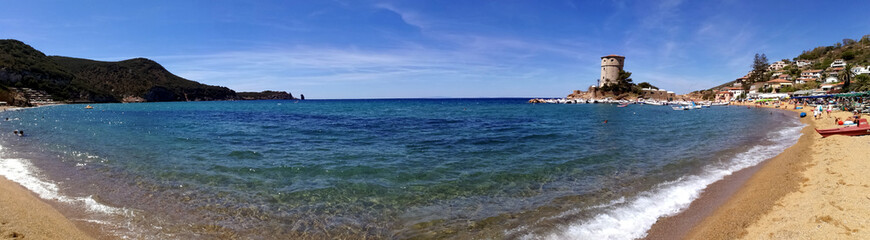 Obraz premium Isola del Giglio Campese beach