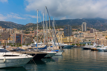 Fototapeta na wymiar yachts in the port of Monaco