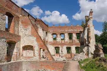 Ruiny zamku w Krupem © Dejan Gospodarek