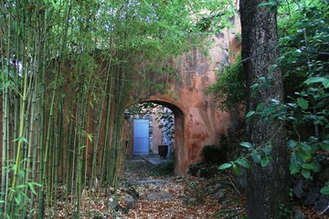 jardin romantique à Mourèzes, 34