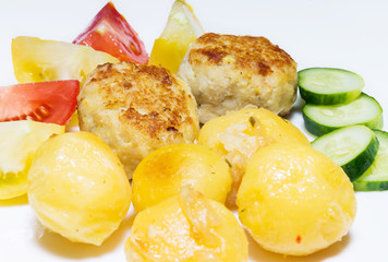 potatoes with meatballs