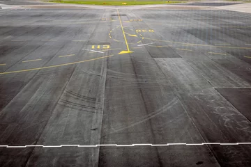 Papier Peint photo autocollant Aéroport Closeup the surface of the airport runway texture background.
