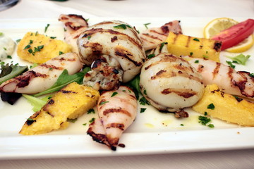 seppie e calamari alla griglia