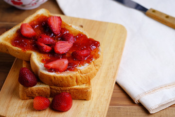 Strawberrie jam on bread.