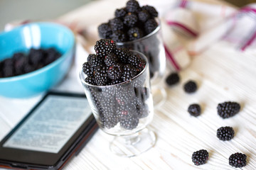 Fototapeta na wymiar blackberry fruit
