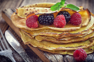 Pancake - Crepes with berries, mint and honey 