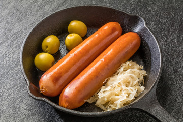 ソーセージとザワークラウト　 sausage and sauerkraut