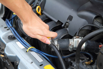 Fototapeta na wymiar Open the car radiator valve