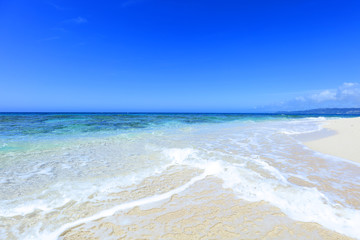 沖縄の美しいビーチ