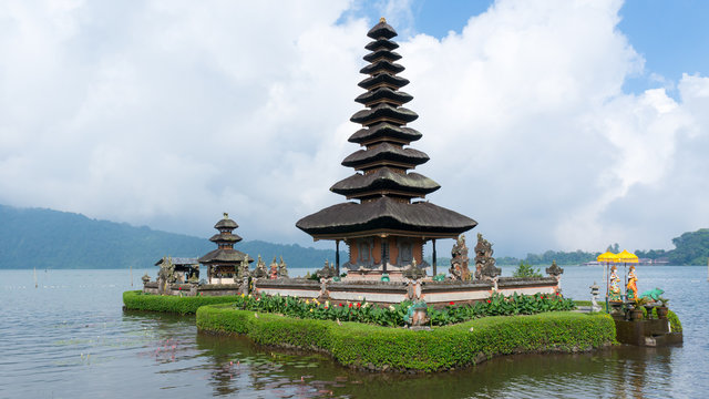 Pura Ulun Danu Bratan on Bali