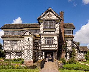 Fototapeta premium Congleton, Cheshire, Uk. August 8th 2016. Spectacular example of tudor building, Little Moreton Hall, Congleton, Cheshire, UK