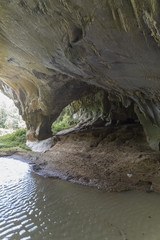 Kuba; Höhle  "Cueva de los Portales" . Eingangsbereich zum Hauptquartier von " Che Guevara " und seiner Westarmee während der Kuba Krise Oktober 1962.