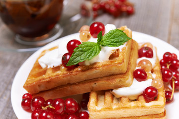 breakfast with waffles