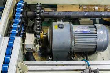 Motor and chain drive shaft Line Conveyor Industrial