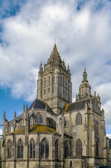 Fototapeta na wymiar st. Peter church in Coutances, France