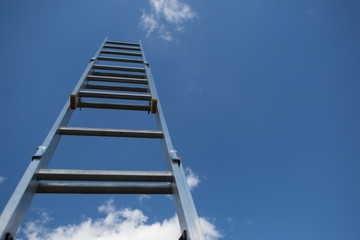 Ladder to sky, Ladder of success