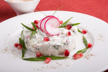 White uzbek salad