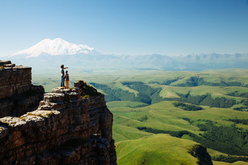 Travelers looking to Elbrus mountain