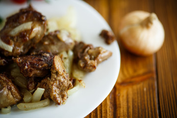Fried chicken liver with onions