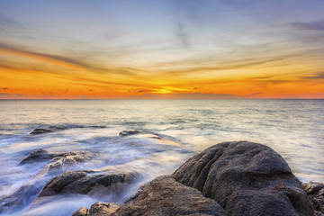 Obraz premium sunset at Promthep Cape in Phuket southern Thailand