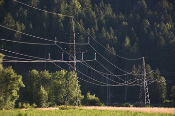 Hochspannungsleitung, Strommast, Hochspannung, Stromversorgung, Energieversorgung, Mast,...
