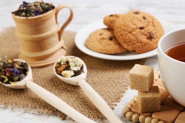 Herbal tea and cookies