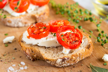 bruschetta with roasted tomatoes
