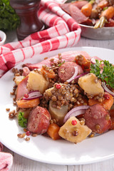lentil with carrot and sausage
