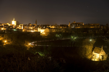 Fototapeta na wymiar Skyline von Rothenburg ob der Tauber bei Nacht