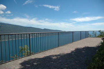 Obraz premium terrazza sul lago di Garda
