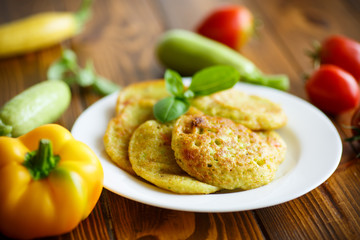 fried zucchini fritters